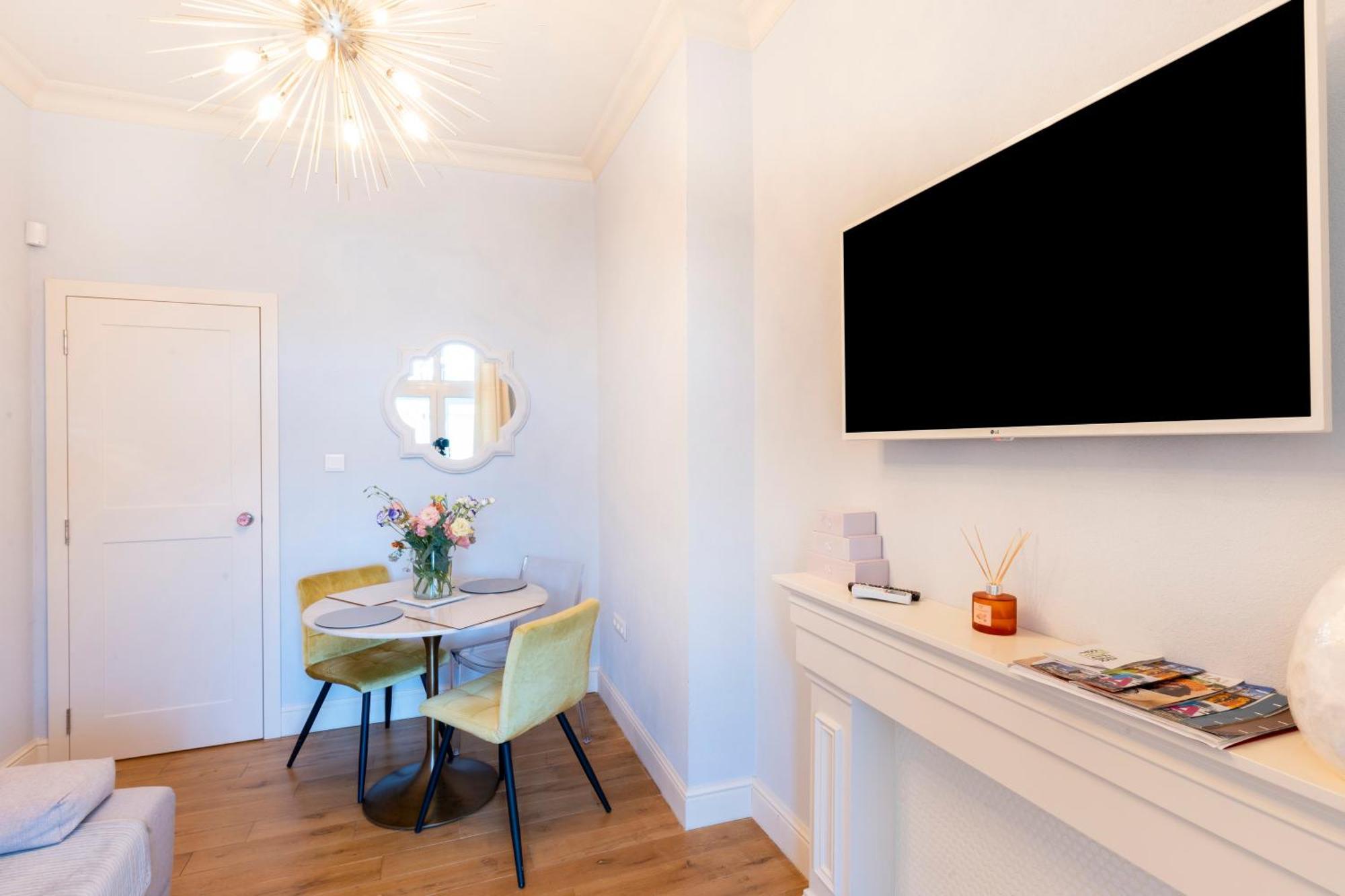 Sofia Royal Retreat Apartment Bagian luar foto