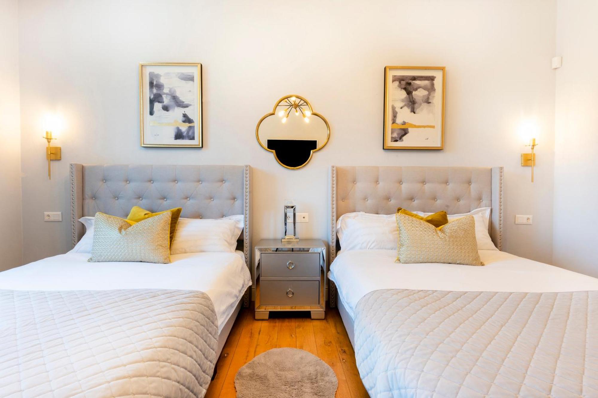 Sofia Royal Retreat Apartment Bagian luar foto