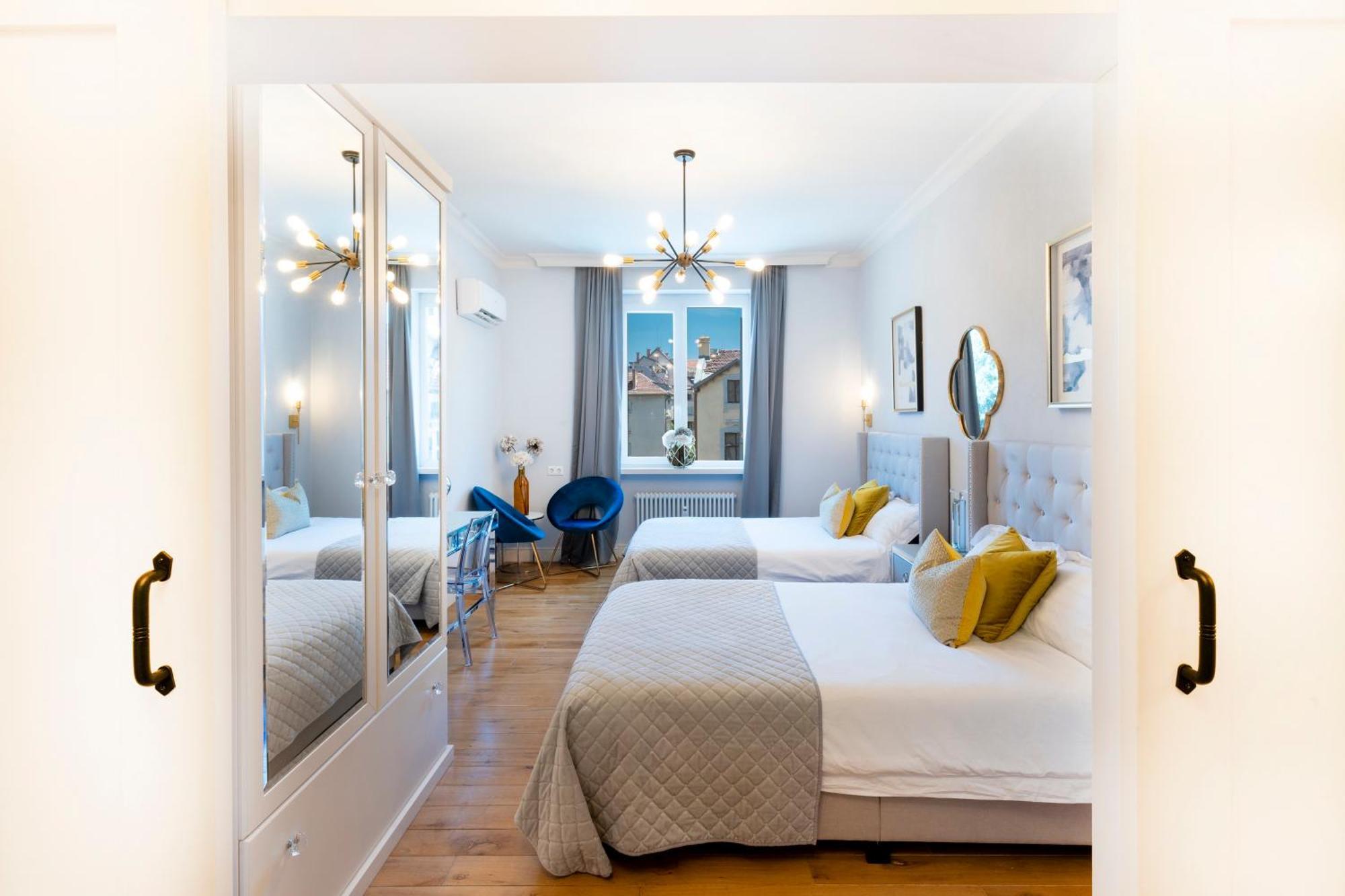 Sofia Royal Retreat Apartment Bagian luar foto